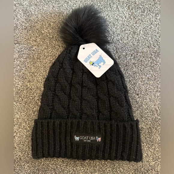 Goat Usa Accessories - NWT! GOAT adult sized black Pom Pom warm winter hat beanie, fits most